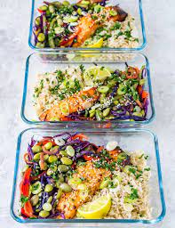 Sweet Chili Salmon Meal Prep Bowls Make Clean Eating Breezy Recipe Meal Prep Bowls Salmon Meal Prep Clean Food Crush