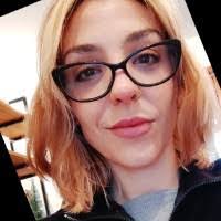 Laura Naredo's Instagram, Twitter & Facebook