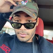 Michael Evans Behling