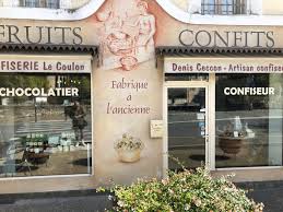 Denis Ceccon Confiseur Apt Les Beaux Fruits Confits De Denis Ceccon Le Blog De Gilles Pudlowski Les Pieds Dans Le Plat