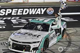 Nascar productions flash back to the revolutionary race in one hot night: Chase Elliott Thrills Fans With All Star Race Win At Bristol
