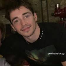 Ellie Orr Mcasey (IloveCL16)」のプロフィール｜Pinterest