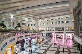 Arkadia is a real estate site that offers listings of homes for sale and apartments to rent in your local market and abroad. Arkadia Hol Glowny Picture Of Westfield Arkadia Shopping Mall Warsaw Tripadvisor