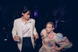 He did conventions in the us and in france. Cole And Lili At The 2020 Vanity Fair Oscar Party Lili Reinhart And Cole Sprouse Cole Sprouse Riverdale Cole Sprouse