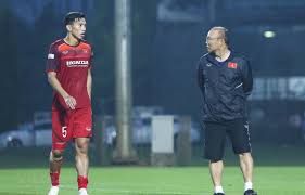 Với khuyến nghị này, văn hậu và các cầu thủ đang trong hoàn cảnh như anh sẽ có. Bao Thai Lan VÄƒn Háº­u Co Ká»‹p Binh Phá»¥c Cháº¥n ThÆ°Æ¡ng CÅ©ng Kho Ä'ong Gop Ä'Æ°á»£c Cho Ä't Viá»‡t Nam