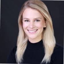 Nina Lynch's Instagram, Twitter & Facebook