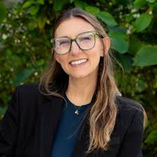 It's an honor for the Maven Clinic team to support hundreds of thousands of  Amazon employees globally as they navigate the joyful and vulnerable  moments that come with starting and growing a