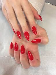 Awesome 36 Glamour With Red Short Nails Art Http Vattire Com Index Php 2018 08 23 36 Glamour With Red Short Nail Red Nail Art Red Manicure Red Stiletto Nails