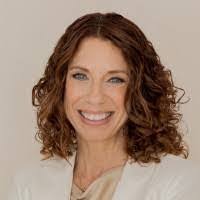 Pamela Ramsay's Instagram, Twitter & Facebook