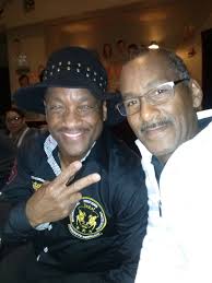 Happy 71st birthday 2 Donnie Simpson and his twin brother Lonnie Simpson.