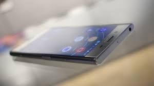 Sony Xperia XZ Premium vs Sony Xperia ...