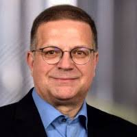 100+ perfiles de «Olbrich»