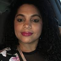 Violeta Perdomo's Instagram, Twitter & Facebook