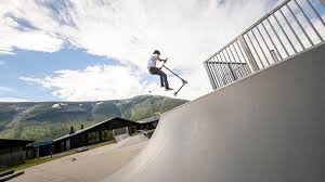 Maten som har vore servert vart laga og henta på kjøkenet på skjåkheimen rett før serveringa på skulen. Barnehagar Og Skule Skjak Kommune