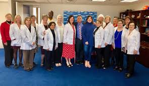 Carole Nelson Of Critical Couture Donated New Lab Coast To Csuf School Of Nursing Csufson Twitter Nurse School Bsn