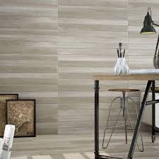 Carrelage on trouve du lambris pvc pour salle de bain dans toutes les couleurs ou finitions : Carrelage Imitation Parquet Tevere Carrelage Mural Salle De Bain