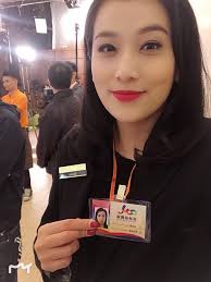 葉凱茵- 葉凱茵បានបញ្ចូលរូបថតថ្មីមួយ ។