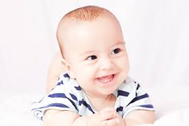 Mit etwa sechs monaten bekommen babys ihre ersten zähne, aber es kann durchaus bereits nach zwölf wochen oder erst nach einem jahr passieren. Zahnungshilfe Medikamente Zahnungsgel Medikamente Per Klick