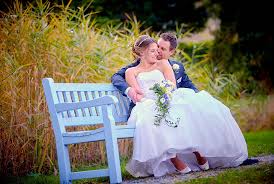 Top fotograf in wiesbaden finden sie 10 empfohlene dienstleister mit 32 bewertungen die besten dienstleister in ihrer nähe kontaktieren. Hochzeitsfotos Und Filme Hochzeitsfotograf Wiesbaden Eltville