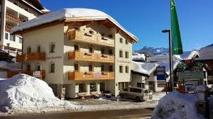 Gerne überzeugen wir sie in unserem schönen ambiente mit erotischen dienstleistungen. Winter Und Sommer Immer Top Garni Reutlingen Colfosco Kolfuschg Bewertungen Tripadvisor