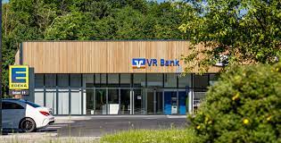 You can sort by column in ascending or descending order, and you can refine the search using the filtering option. Neueroffnung Eckersdorf Vr Bank Bayreuth Hof Eg