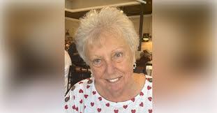 Nicole Borowicz's Instagram, Twitter & Facebook