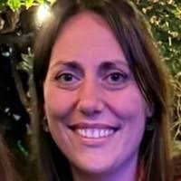 30+ "Laura Via" profiles