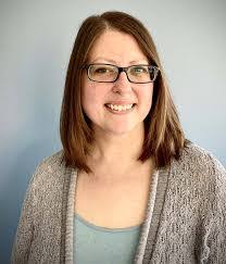 Stephanie Larson's Instagram, Twitter & Facebook