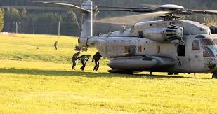 Helikopteret tilhørte en flernasjonal observatørstyrke som overvåker fredsavtalen mellom egypt og israel. Helikopterstyrt Pa Landsem Trollheimsporten