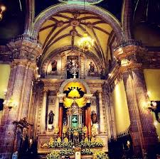 Interior De La Iglesia De San Juan De Los Lagos Jalisco Catholic Church Barcelona Cathedral Church