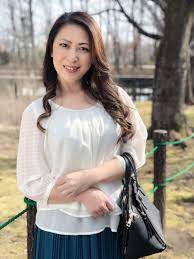 ルビー official on X: おはようございます 本日はデビューの方の撮影 スタイル抜群の美熟女、久我美波さんです 久我美波 美熟女  巨乳熟女 t.coDKNLWA4nkY  X