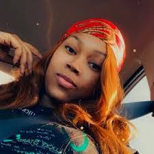 Monique Amos's Instagram, Twitter & Facebook