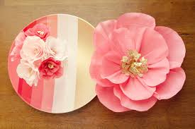 Blumen aus krepppapier basteln die schönsten ideen focusde. Basteln Mit Kreppepapier Tolle Blumen Die Sie Vor Den Echten Vielleicht Vorziehen