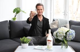 Calories In 2 Fl Oz(S) Of Bailey'S Irish Cream.