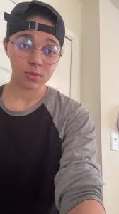 Kara woods (@kara.aos)