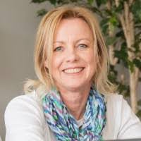 Judith Laing's Instagram, Twitter & Facebook