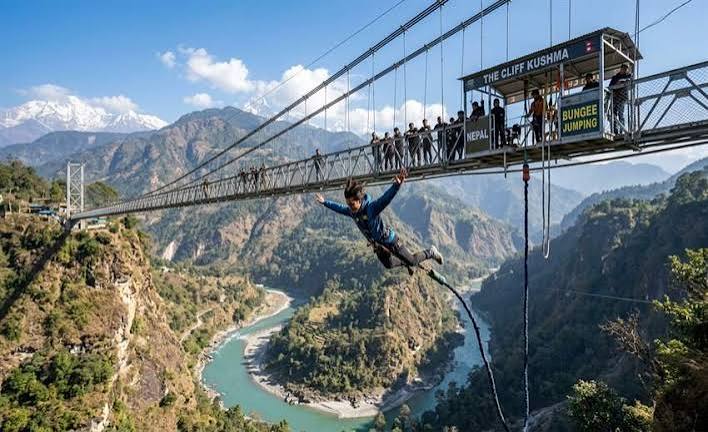 Bungee Jumping (Kushma / The Last Resort)