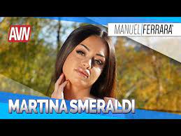 Bellissima, affascinante e intrigante, la ragazza sarda è attualmente iscritta. Martina Smeraldi Avn Expo 2020 Avec Benzaie Youtube