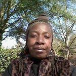 Rosalyn Williamson's Instagram, Twitter & Facebook