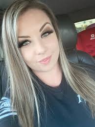 Melanie Carnes's Instagram, Twitter & Facebook