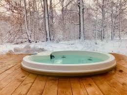The lake michigan amazingly expands to illinois, michigan, indiana, and wisconsin. 23 Most Romantic Cabins In Michigan Perfect For A Couples Getaway