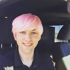 My grandma has the same haircut 😂