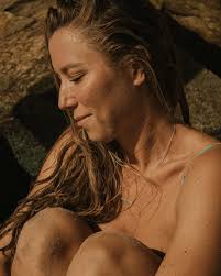 jessiemdelgado living out her surfer girl dreams☀️ …. #travel #photography  #travelphotography #viral #content #contentcreator #sandiego #socal #surf  #ocean #surfphotography #surfergirl