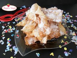 ✅ tante immagini, frasi e foto raccolte per te, vedile subito e condividi le più belle! Chiacchiere Di Carnevale O Cenci Frappe Crostoli
