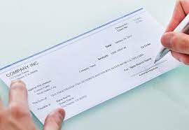 Nov 22, 2019 · when you request a cashier's check, be sure to specify the amount and recipient, both of which should be printed on the check. Cashier S Check Vs Money Order What S The Difference Bankrate