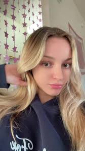fresh blondeeee 👱‍♀️💸💸