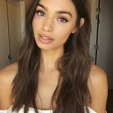 Elsa David's Instagram, Twitter & Facebook