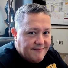 Albert Leal (@aleal469)