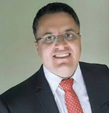 I put this photo through photoshop express, a free mobile app, do you think  it looks better than the original one I posted? X