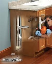 unclog a kitchen sink (diy)